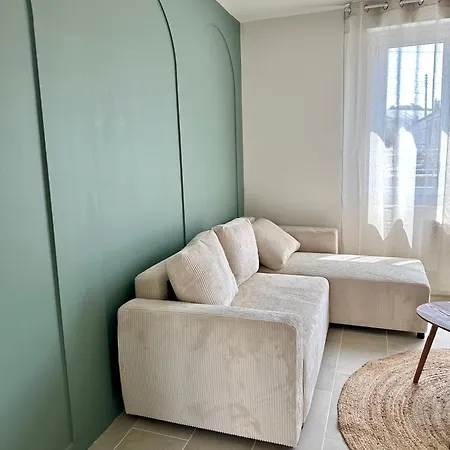 Dom wakacyjny Charmante Maison Avec Terrasse Angers