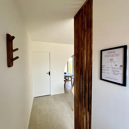 Charmante Maison Avec Terrasse Hébergement de vacances