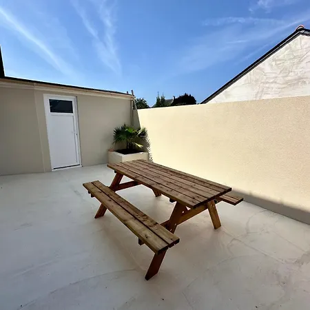 Charmante Maison Avec Terrasse Hébergement de vacances Angers